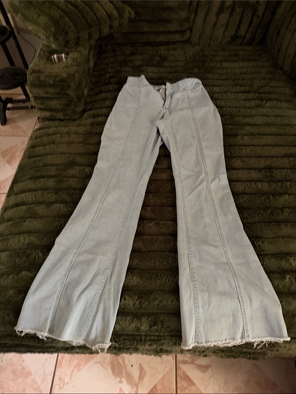 SHEIN Light Blue Panel-Detail Flare Jeans